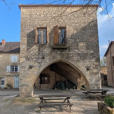 Les Hauts De *